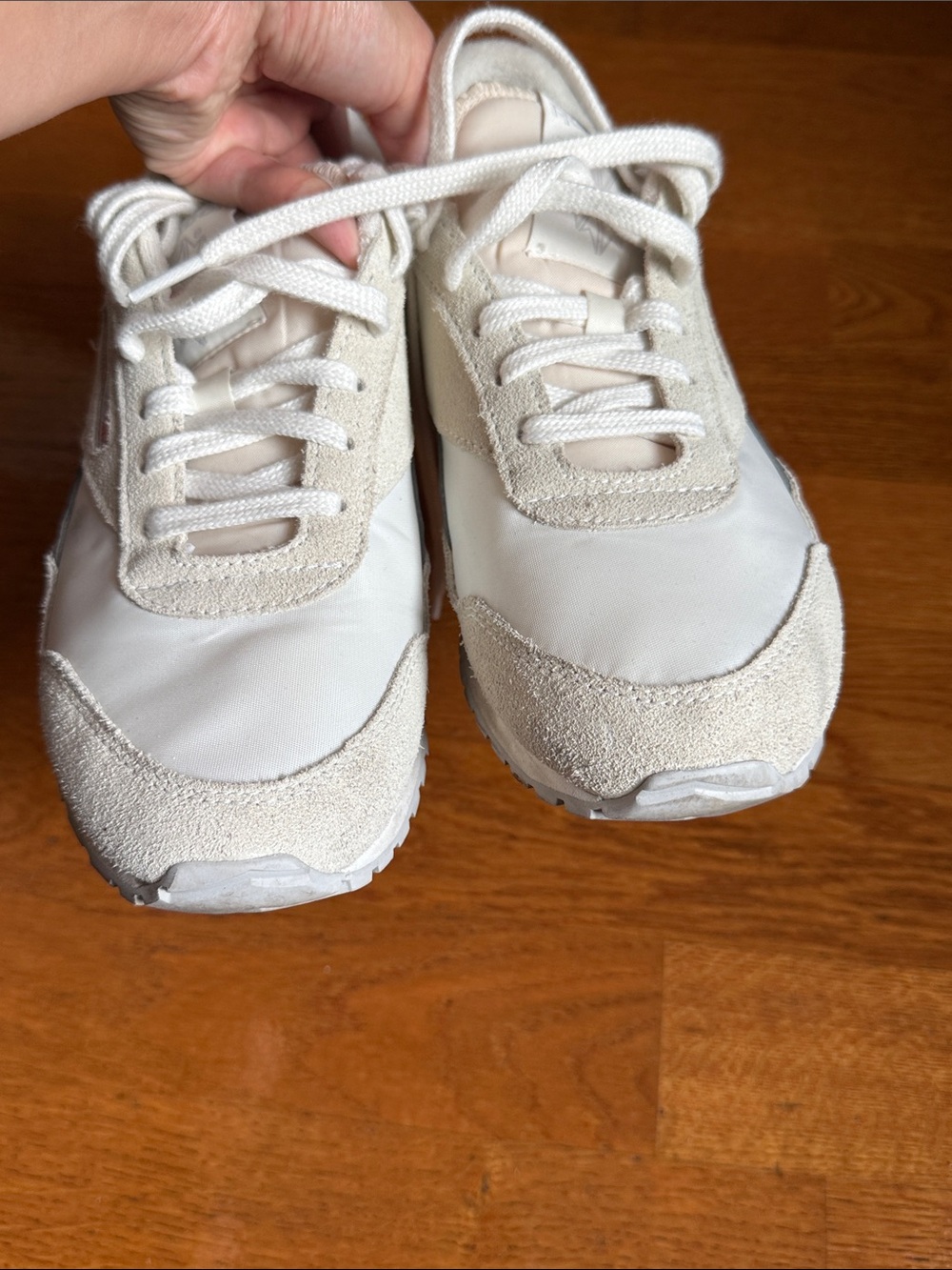 Reebok Women’s Classic AZ Casual Sneakers - Picture 8 of 9